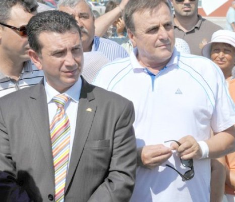 Iorguş şi Petre sar la gâtul lui Ponta: Nu Palaz este vinovat pentru situaţia de la Mangalia